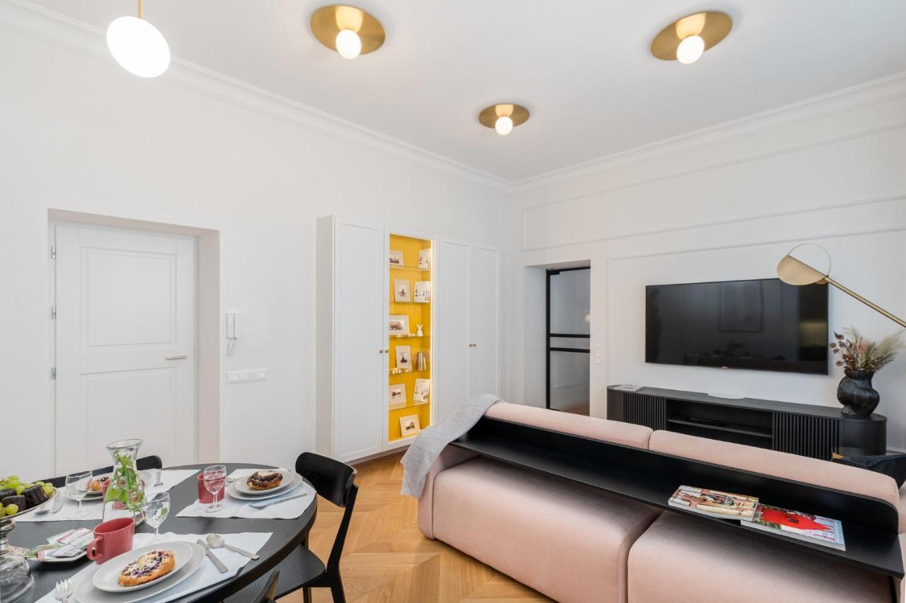 Premium Apartment In Parisian Style In The Heart Of Old Kraków Exteriör bild