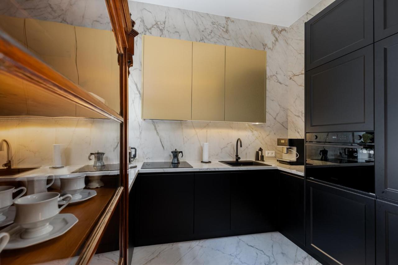 Premium Apartment In Parisian Style In The Heart Of Old Kraków Exteriör bild